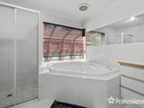 https://images.listonce.com.au/custom/160x/listings/8-st-andrews-close-croydon-vic-3136/954/01525954_img_12.jpg?EnXGEm44T_o