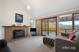 https://images.listonce.com.au/custom/160x/listings/8-struan-avenue-mooroolbark-vic-3138/852/01974852_img_04.jpg?OgdeAaDd46Y