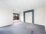 https://images.listonce.com.au/custom/160x/listings/8-sunnyside-way-cairnlea-vic-3023/319/01202319_img_07.jpg?CP2YSELxf4g