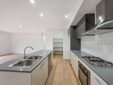 https://images.listonce.com.au/custom/160x/listings/8-sunrise-street-armstrong-creek-vic-3217/421/01947421_img_07.jpg?rC81NIcfOeA