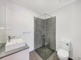 https://images.listonce.com.au/custom/160x/listings/8-sunrise-street-armstrong-creek-vic-3217/421/01947421_img_10.jpg?LXajg0A8vGU