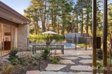 https://images.listonce.com.au/custom/160x/listings/8-tandarook-crescent-donvale-vic-3111/992/01936992_img_17.jpg?SGThOhWvjWc