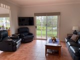 https://images.listonce.com.au/custom/160x/listings/8-tennyson-street-woodend-vic-3442/218/01905218_img_17.jpg?ZdAsKTp2Fo4