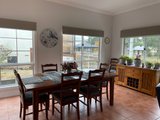 https://images.listonce.com.au/custom/160x/listings/8-tennyson-street-woodend-vic-3442/626/01648626_img_18.jpg?umSjZnF0IOc