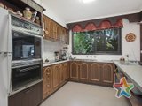 https://images.listonce.com.au/custom/160x/listings/8-thackeray-court-croydon-vic-3136/599/01525599_img_07.jpg?euHdmxRnsT0