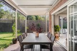 https://images.listonce.com.au/custom/160x/listings/8-the-boulevard-hawthorn-vic-3122/915/01853915_img_12.jpg?oSiM3ZiUNA8