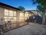 https://images.listonce.com.au/custom/160x/listings/8-the-boulevard-north-warrandyte-vic-3113/382/00980382_img_10.jpg?wXLMZqVVRmQ