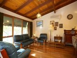 https://images.listonce.com.au/custom/160x/listings/8-timbertop-court-mooroolbark-vic-3138/118/00620118_img_03.jpg?LIoS_LMX3H8