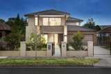 https://images.listonce.com.au/custom/160x/listings/8-tovan-akas-avenue-bentleigh-vic-3204/419/01168419_img_01.jpg?e-TshodwsEY