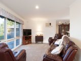 https://images.listonce.com.au/custom/160x/listings/8-trenton-place-mooroolbark-vic-3138/966/01523966_img_03.jpg?0tZUbqXfbmw