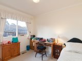 https://images.listonce.com.au/custom/160x/listings/8-trenton-place-mooroolbark-vic-3138/966/01523966_img_10.jpg?NPmspUIq9lI