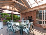 https://images.listonce.com.au/custom/160x/listings/8-trenton-place-mooroolbark-vic-3138/966/01523966_img_12.jpg?A8OP7uR2074