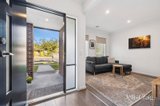 https://images.listonce.com.au/custom/160x/listings/8-tributary-way-woodend-vic-3442/238/01832238_img_03.jpg?BYl51UYrD6s