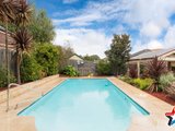 https://images.listonce.com.au/custom/160x/listings/8-tudor-drive-mooroolbark-vic-3138/869/01524869_img_15.jpg?lbun-gpl1w8