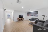 https://images.listonce.com.au/custom/160x/listings/8-verona-street-winter-valley-vic-3358/590/01916590_img_04.jpg?5AjoKMlwaD4