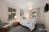 https://images.listonce.com.au/custom/160x/listings/8-vincent-mews-chirnside-park-vic-3116/362/01907362_img_08.jpg?k9BPf6VYfng