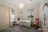https://images.listonce.com.au/custom/160x/listings/8-vincent-mews-chirnside-park-vic-3116/362/01907362_img_09.jpg?qwAjXjhjBeY