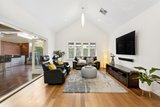 https://images.listonce.com.au/custom/160x/listings/8-vincent-street-surrey-hills-vic-3127/936/01682936_img_05.jpg?oODoLW9aV8M