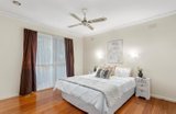 https://images.listonce.com.au/custom/160x/listings/8-ware-crescent-ringwood-east-vic-3135/122/01894122_img_07.jpg?qzA9QwaEJa4