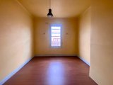 https://images.listonce.com.au/custom/160x/listings/8-waterloo-street-geelong-west-vic-3218/359/01814359_img_06.jpg?UT9ce_lWVFU