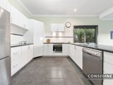 https://images.listonce.com.au/custom/160x/listings/8-wendora-street-strathmore-vic-3041/533/00847533_img_09.jpg?VYf9jL6uDII