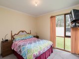 https://images.listonce.com.au/custom/160x/listings/8-westall-court-mooroolbark-vic-3138/025/01524025_img_07.jpg?l5sTbgiAPzU