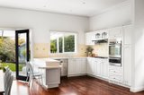 https://images.listonce.com.au/custom/160x/listings/8-whalley-street-northcote-vic-3070/064/01585064_img_10.jpg?vW-FcUhzYZU