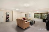 https://images.listonce.com.au/custom/160x/listings/8-whitefriars-way-donvale-vic-3111/164/01954164_img_10.jpg?4VWWIWFr544