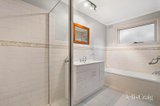 https://images.listonce.com.au/custom/160x/listings/8-whitefriars-way-donvale-vic-3111/164/01954164_img_16.jpg?6KdA_su4p0Q