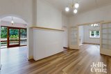 https://images.listonce.com.au/custom/160x/listings/8-wiseman-street-hawthorn-east-vic-3123/337/01912337_img_03.jpg?1I85UwBg48U