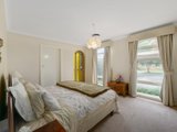 https://images.listonce.com.au/custom/160x/listings/8-woodlea-street-doncaster-east-vic-3109/858/01053858_img_06.jpg?iMUHoHIQYvY