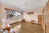 https://images.listonce.com.au/custom/160x/listings/8-yaraan-street-bell-park-vic-3215/781/01698781_img_02.jpg?KIUlwW2rWMI