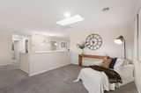 https://images.listonce.com.au/custom/160x/listings/8-yarraridge-drive-chirnside-park-vic-3116/538/01707538_img_17.jpg?44FCG-XnFfc