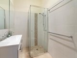 https://images.listonce.com.au/custom/160x/listings/8-yongala-street-balwyn-vic-3103/977/01684977_img_05.jpg?9T3JM25k4MM