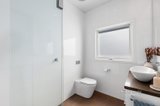 https://images.listonce.com.au/custom/160x/listings/8-york-street-bentleigh-east-vic-3165/511/01437511_img_07.jpg?WeC8YbEu1p8