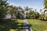 https://images.listonce.com.au/custom/160x/listings/8-york-street-bentleigh-east-vic-3165/511/01437511_img_10.jpg?9vDc0_BBkDg