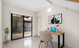 https://images.listonce.com.au/custom/160x/listings/80-albert-street-mordialloc-vic-3195/884/01597884_img_06.jpg?ShEaCgmJVts