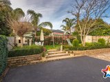 https://images.listonce.com.au/custom/160x/listings/80-billanook-way-chirnside-park-vic-3116/836/01524836_img_13.jpg?gUx--STeTG8