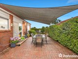 https://images.listonce.com.au/custom/160x/listings/80-blue-ridge-drive-mooroolbark-vic-3138/473/01528473_img_15.jpg?OaALY7Nvu8E