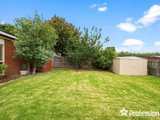 https://images.listonce.com.au/custom/160x/listings/80-blue-ridge-drive-mooroolbark-vic-3138/473/01528473_img_17.jpg?rzkepItky9s