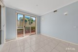 https://images.listonce.com.au/custom/160x/listings/80-carnarvon-road-strathmore-vic-3041/216/01845216_img_07.jpg?EErSi64Q3IA