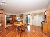 https://images.listonce.com.au/custom/160x/listings/80-charlotte-street-newport-vic-3015/804/01613804_img_03.jpg?cWj1WEByz24