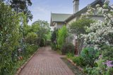 https://images.listonce.com.au/custom/160x/listings/80-croydon-road-surrey-hills-vic-3127/046/01599046_img_02.jpg?DEl7f7f0VBY