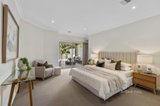 https://images.listonce.com.au/custom/160x/listings/80-great-valley-road-glen-iris-vic-3146/906/01629906_img_05.jpg?_sOfKwbUEFU