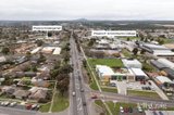 https://images.listonce.com.au/custom/160x/listings/80-hertford-street-sebastopol-vic-3356/688/01948688_img_13.jpg?D-eN57QPFiI