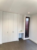 https://images.listonce.com.au/custom/160x/listings/80-keele-street-collingwood-vic-3066/010/01647010_img_08.jpg?fmeJOIaR0Wk