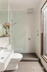 https://images.listonce.com.au/custom/160x/listings/80-keele-street-collingwood-vic-3066/752/01954752_img_18.jpg?GCxaBGS-bdo