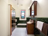 https://images.listonce.com.au/custom/160x/listings/80-neville-street-middle-park-vic-3206/459/01087459_img_07.jpg?7Xp07zkAa_U