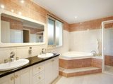 https://images.listonce.com.au/custom/160x/listings/80-templestowe-road-bulleen-vic-3105/274/01684274_img_10.jpg?CSuDC90Sh88