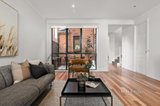 https://images.listonce.com.au/custom/160x/listings/80-wembley-avenue-yarraville-vic-3013/807/01541807_img_02.jpg?_-_FzKJj97w